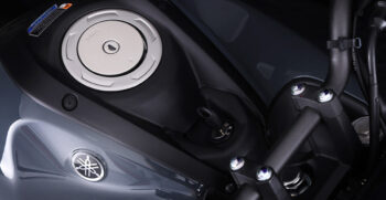 yamaha_fzv3_20206_2